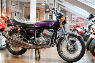 Kawasaki H2 750
