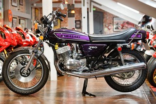 Kawasaki H2 750