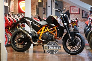 KTM Duke