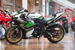 Yamaha YZF-R1
