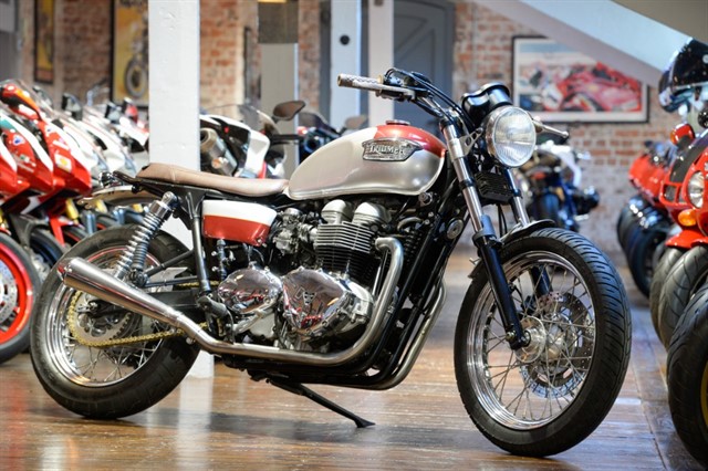 Triumph Bonneville 800 | The Bike Specialists | South Yorkshire
