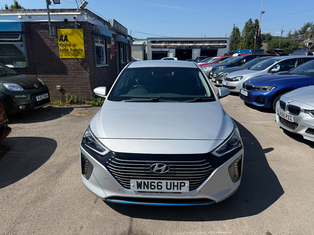 2016 66 HYUNDAI IONIQ