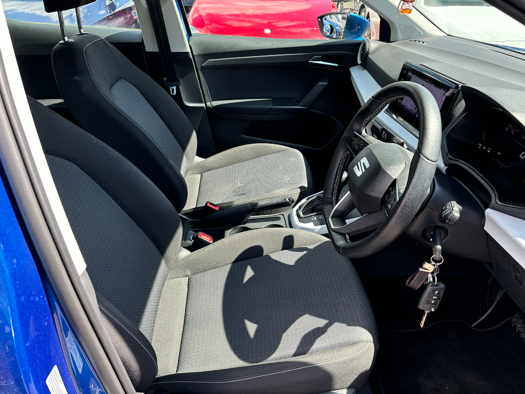2025 25 SEAT ARONA