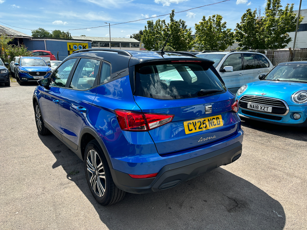 2025 25 SEAT ARONA