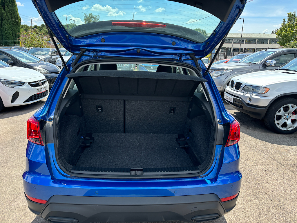 2025 25 SEAT ARONA