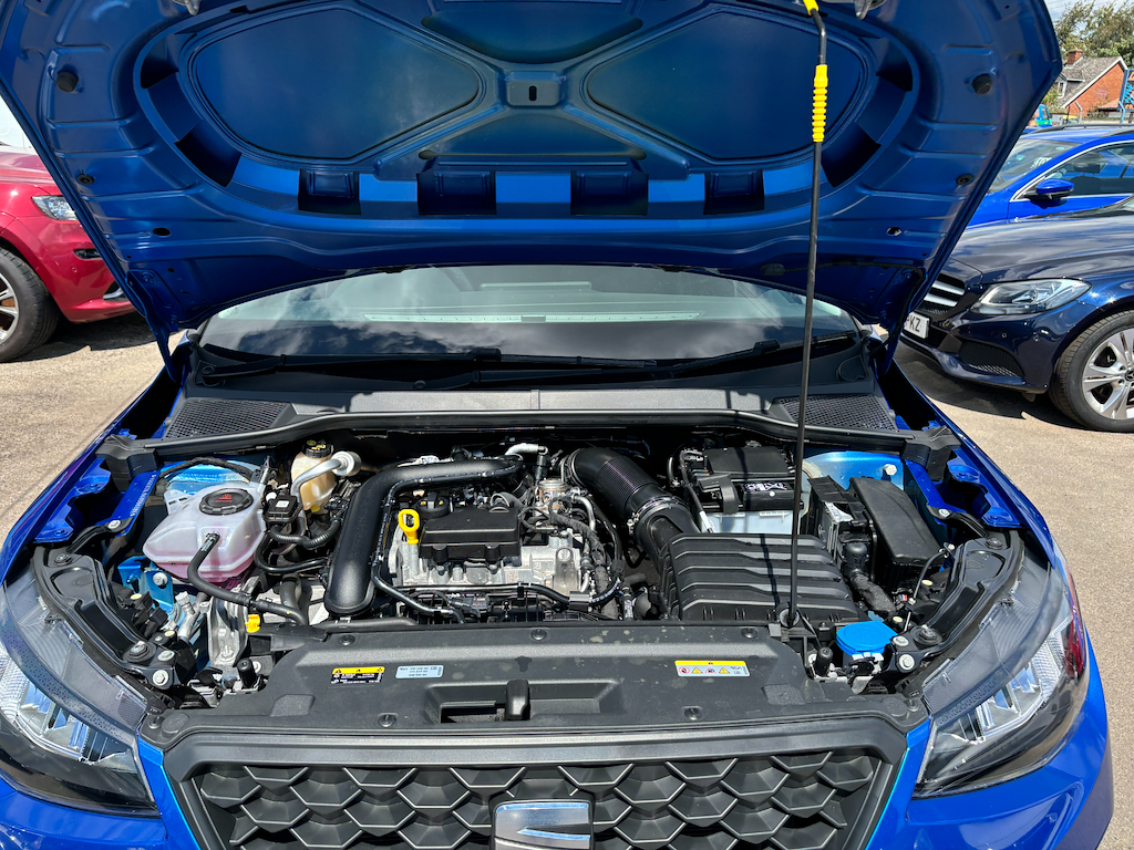 2025 25 SEAT ARONA