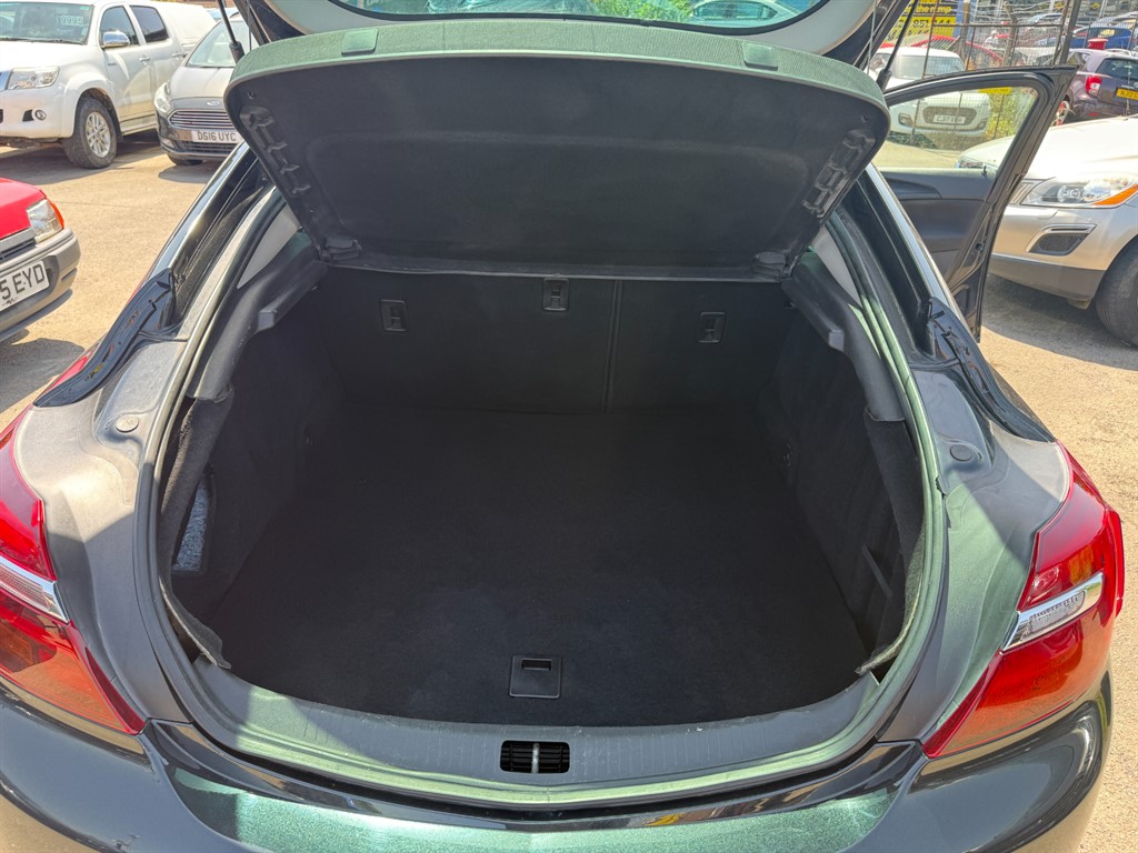 2016 16 VAUXHALL INSIGNIA