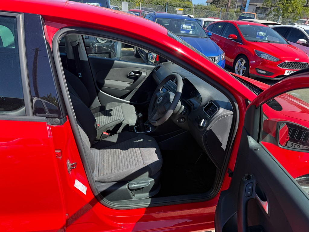 2013 13 VOLKSWAGEN POLO