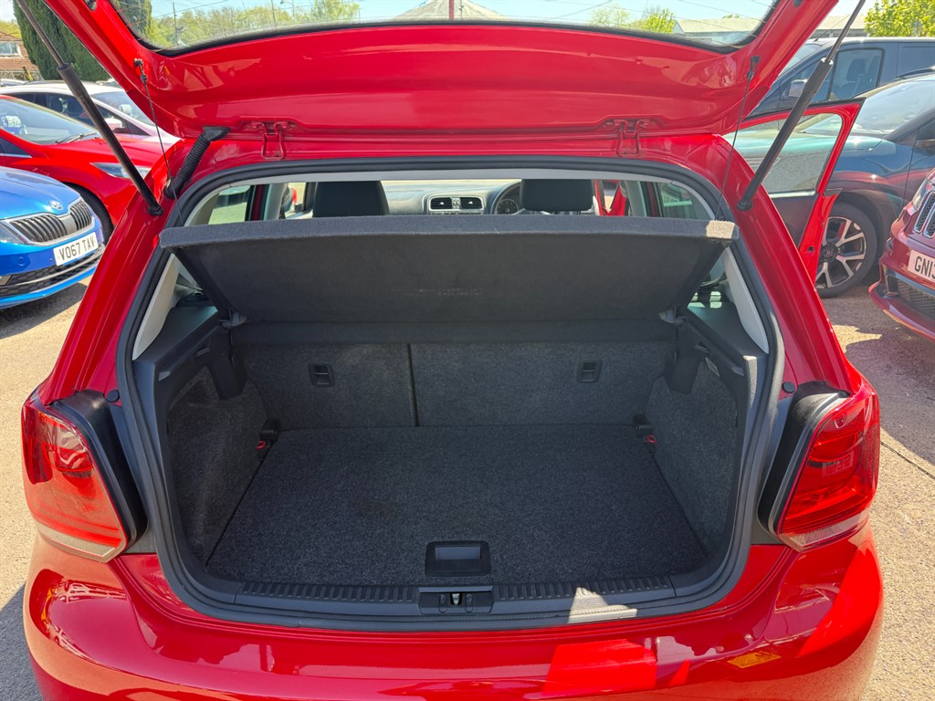 2013 13 VOLKSWAGEN POLO