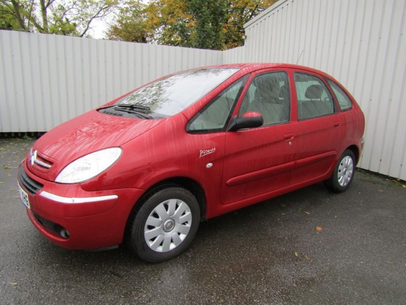 Citroen Xsara Picasso 1.6 16V Exclsuive 5dr Red FSH for sale - Sleaford ...