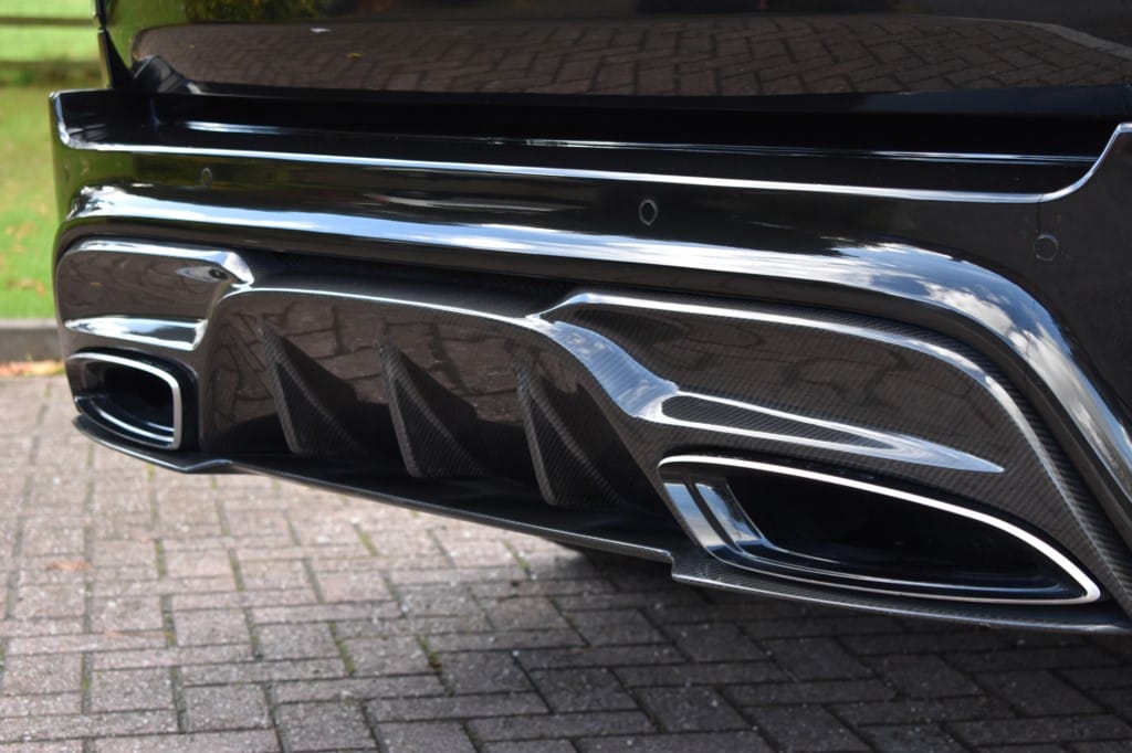 2018 (68)
Land Rover
Onyx Concept Aspen Vogue 3.0 TDV6