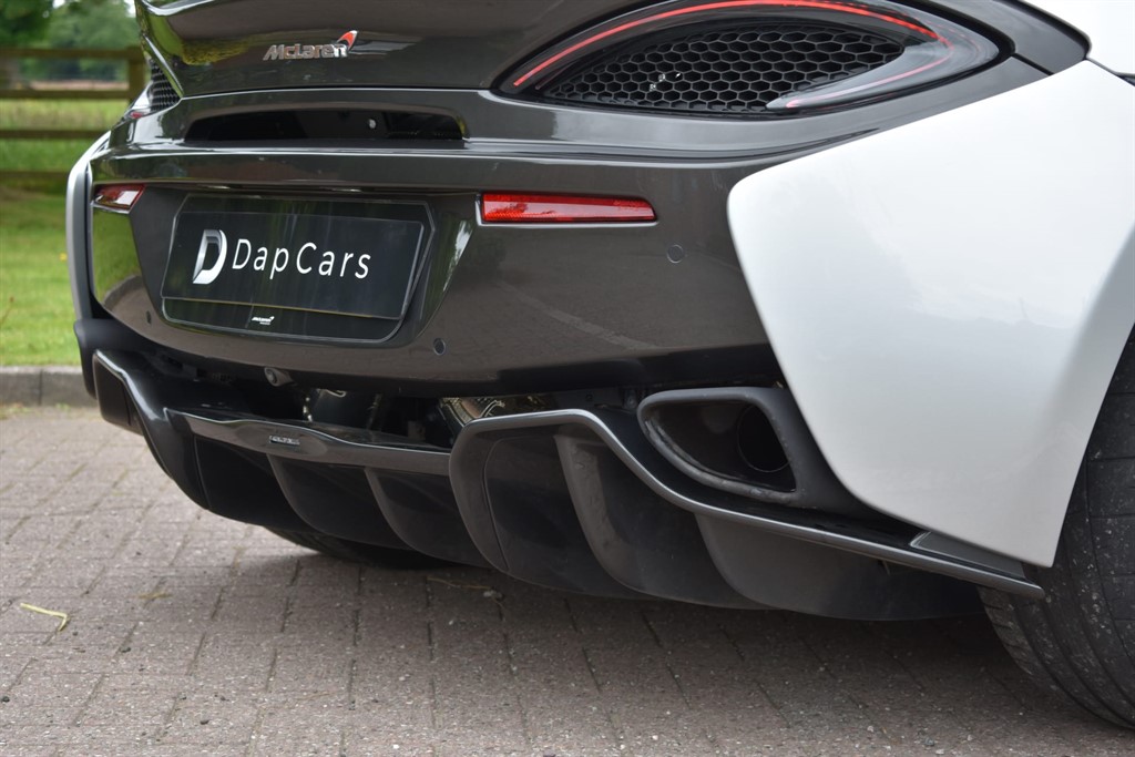 2018 (18)
McLaren
570S Spider