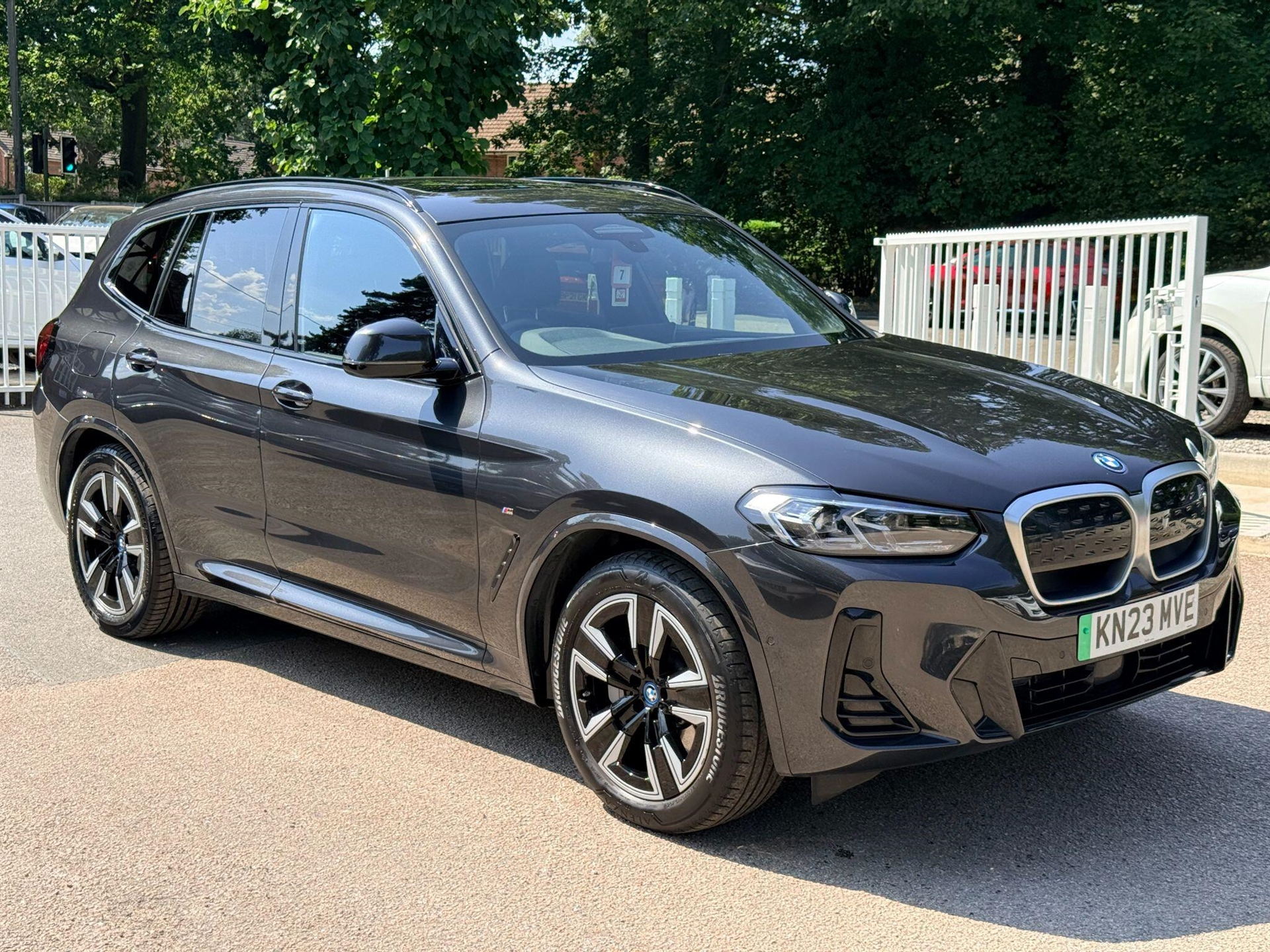 2023 BMW IX3