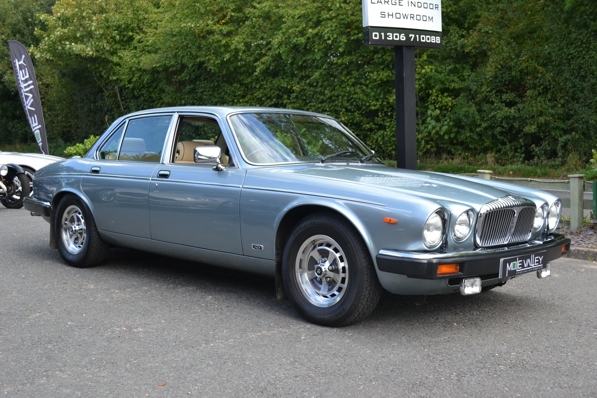 Daimler Double Six V12