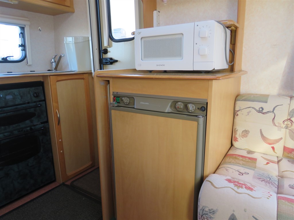 daewoo microwave for bailey caravan