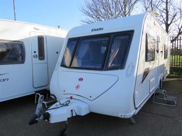 Elddis Avante