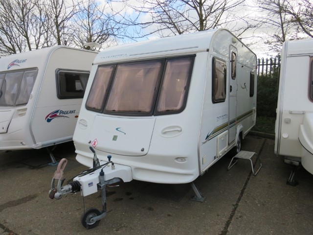 Elddis Avante