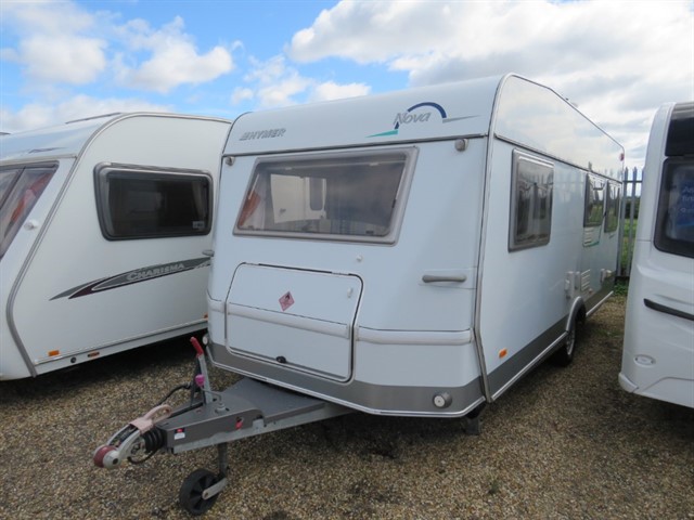Hymer Nova