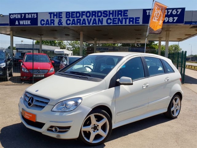 Mercedes B180