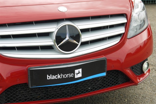 Mercedes B200