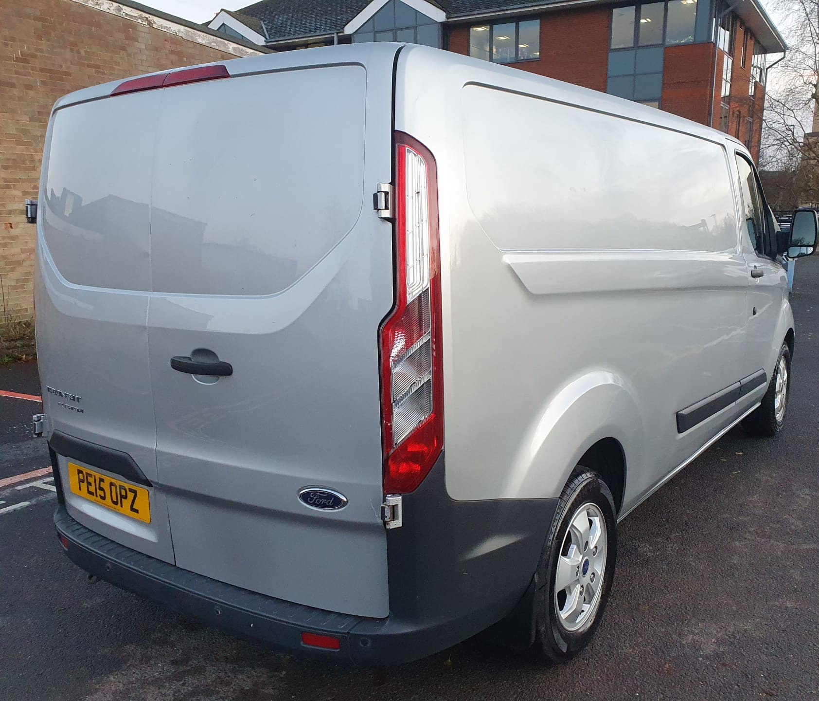 Used ford clearance vans hertfordshire