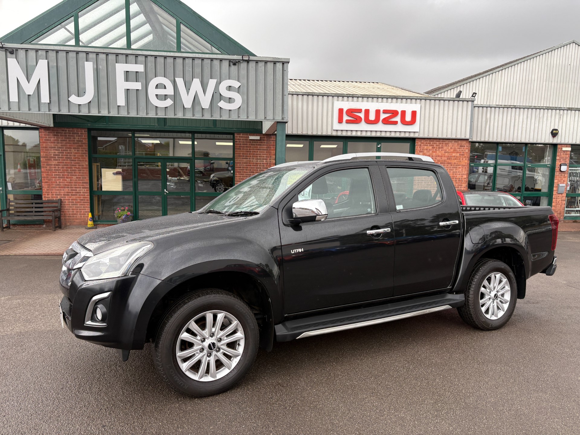 2020 ISUZU D-MAX