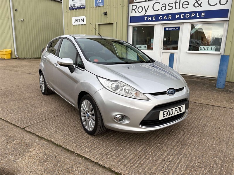 2010 FIESTA TITANIUM 5DR 1.4L FORD FIESTA TITANIUM 96 ULEZ COMPLIANT 3,295 YEAR 2010... photo