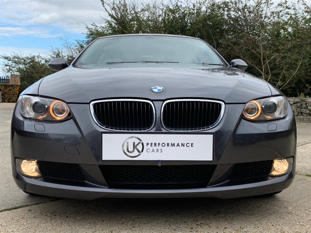 BMW 320i