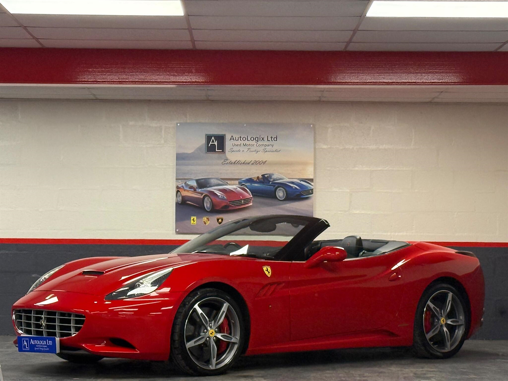2013 Ferrari California 4.3L 4.3 V...