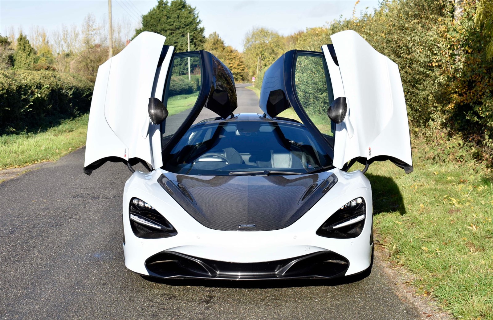 Black and white 720s best sale