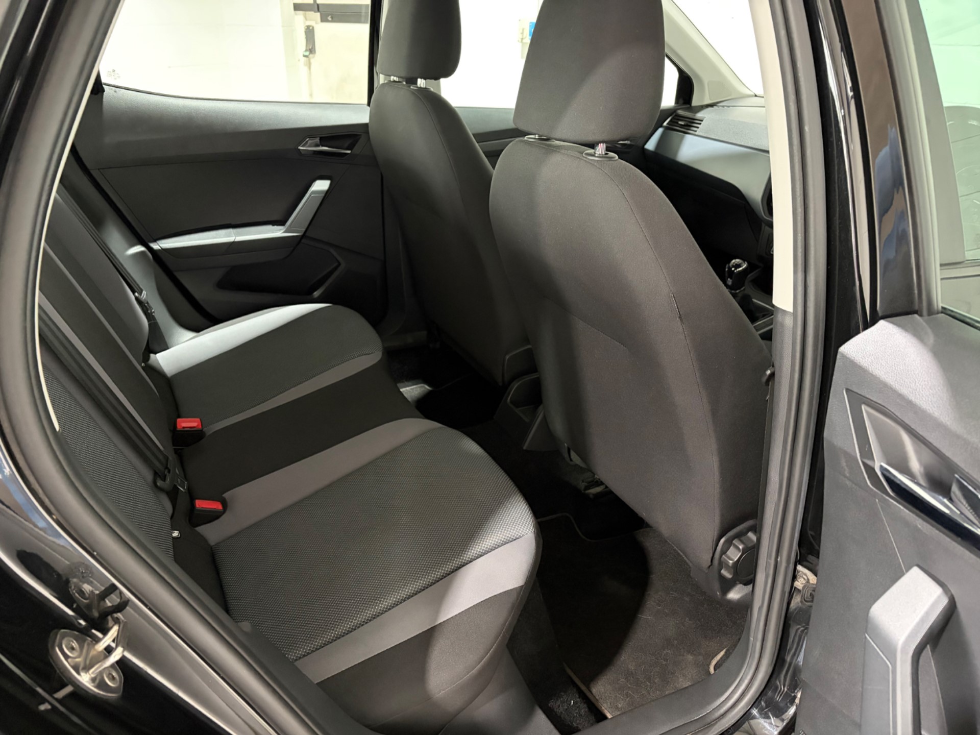 2019 SEAT Arona thumbnail 13