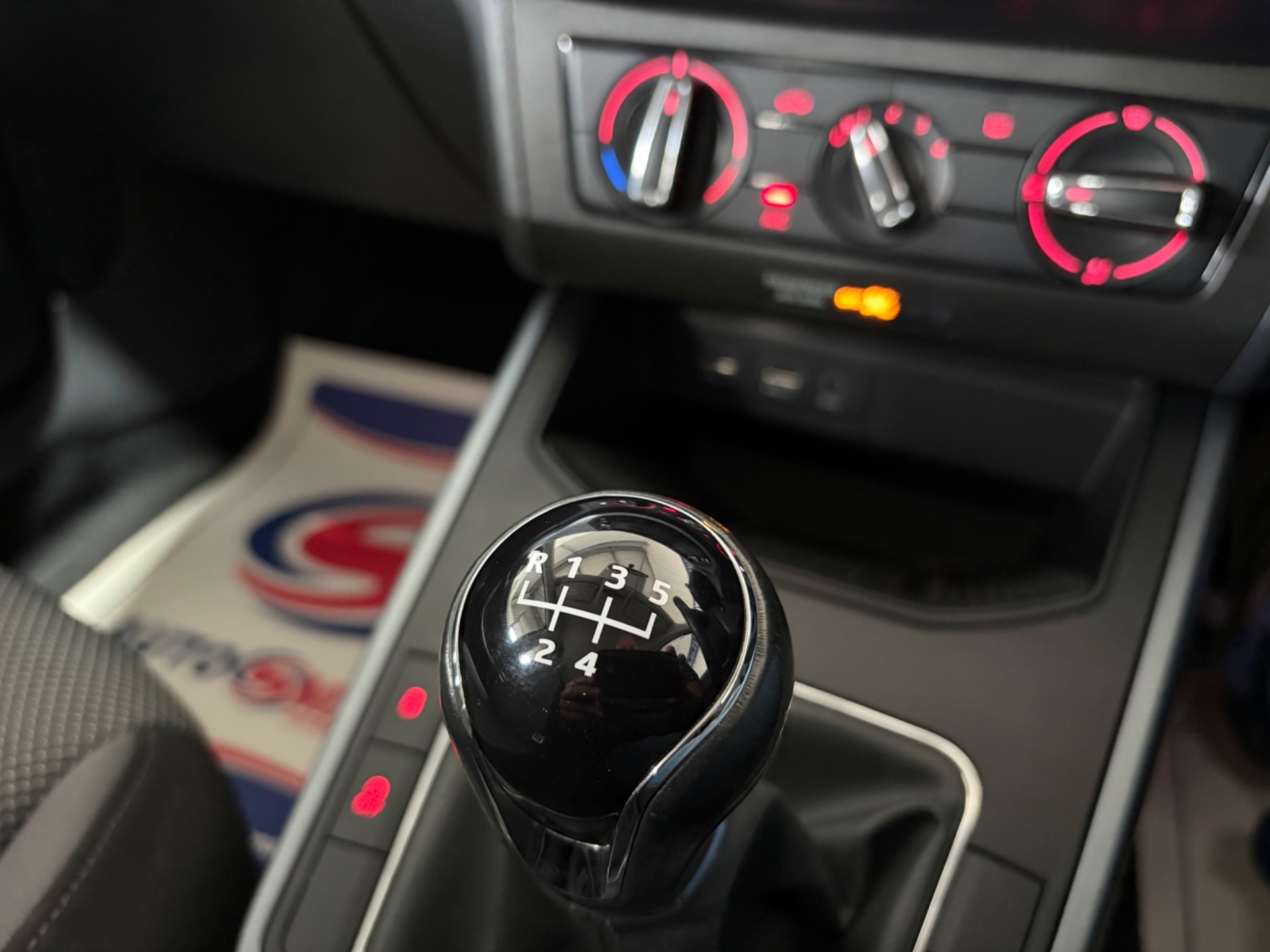 2019 SEAT Arona thumbnail 20