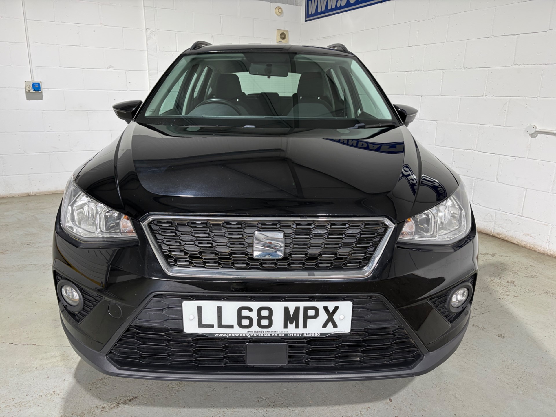 2019 SEAT Arona thumbnail 3