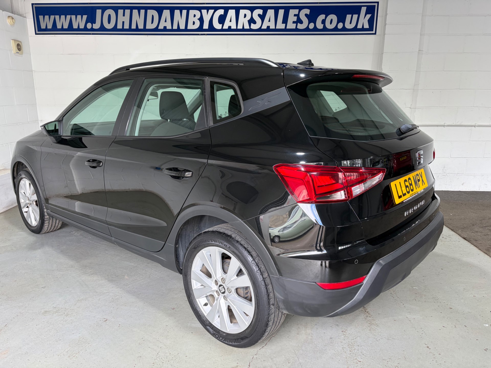 2019 SEAT Arona thumbnail 6