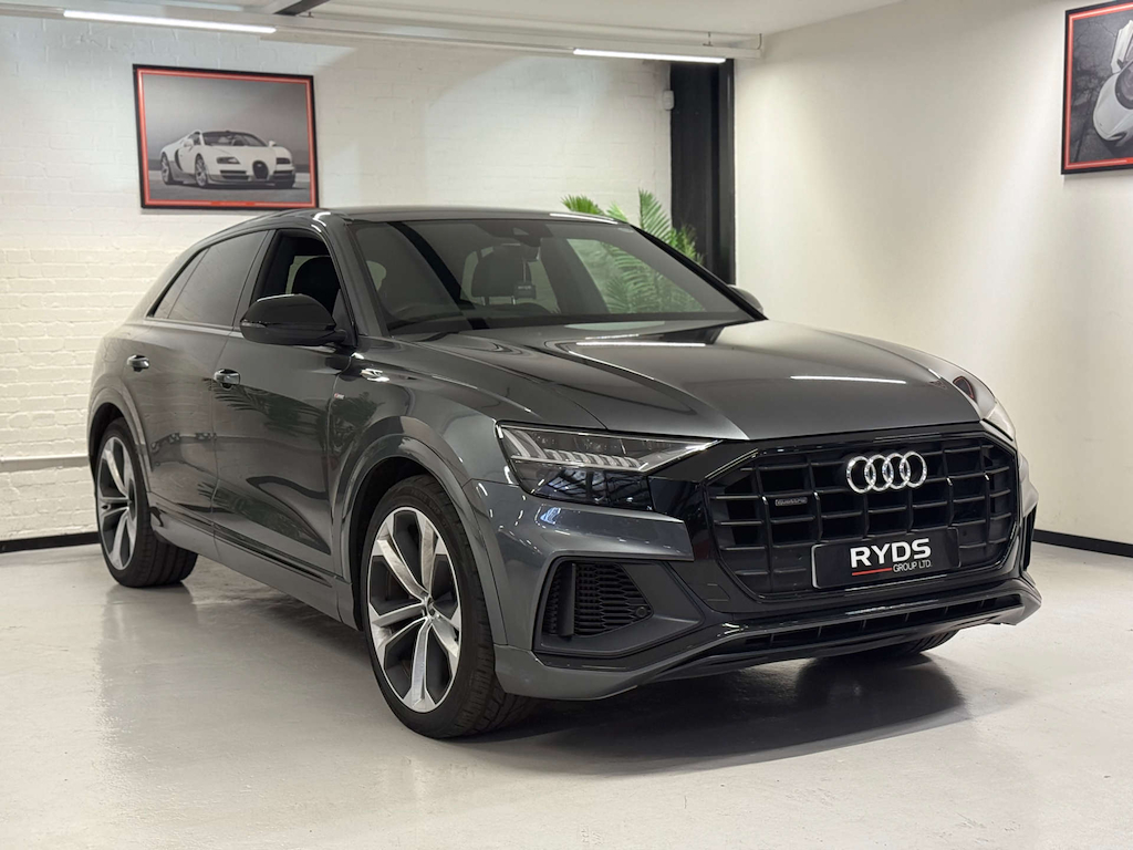 2021 Audi Q8