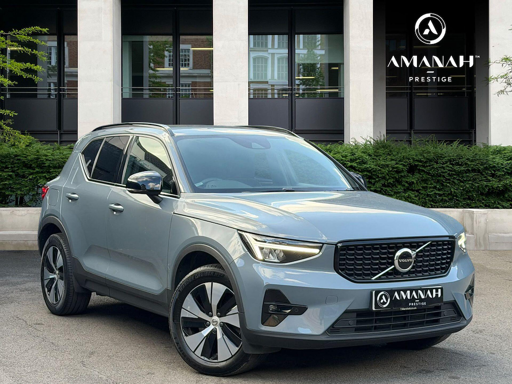 2022 Volvo XC40