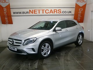 Mercedes GLA200