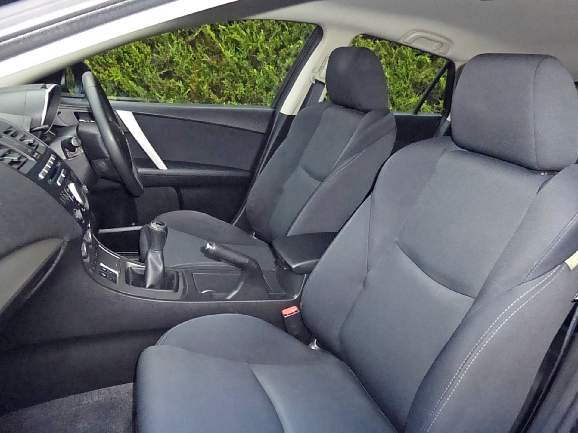 Mazda 3 car clearance seat