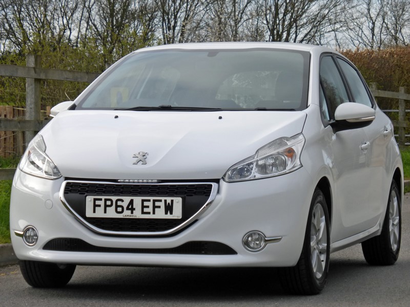 2014 PEUGEOT 208 20 2014 45,000 MI MANUAL PETROL FOR SALE 6,495 6,495 PER MONTH... photo
