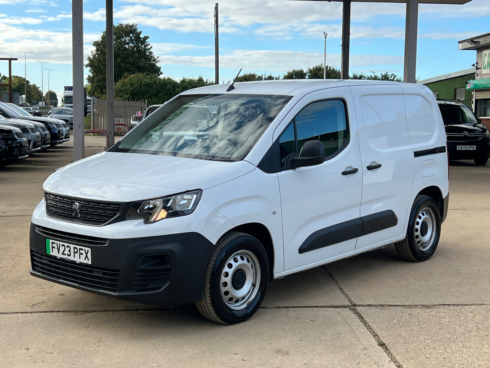 2023 PEUGEOT PARTNER