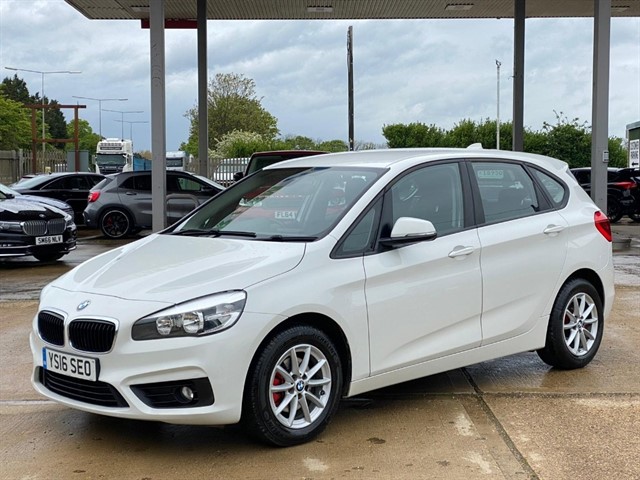 BMW 216d