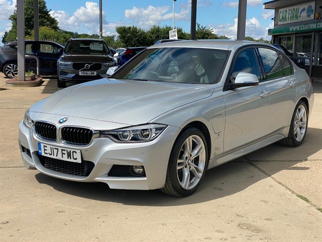 BMW 330e