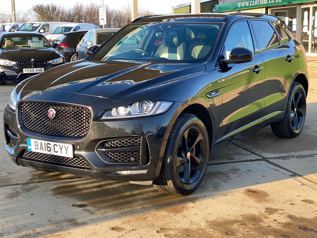 Jaguar F-Pace