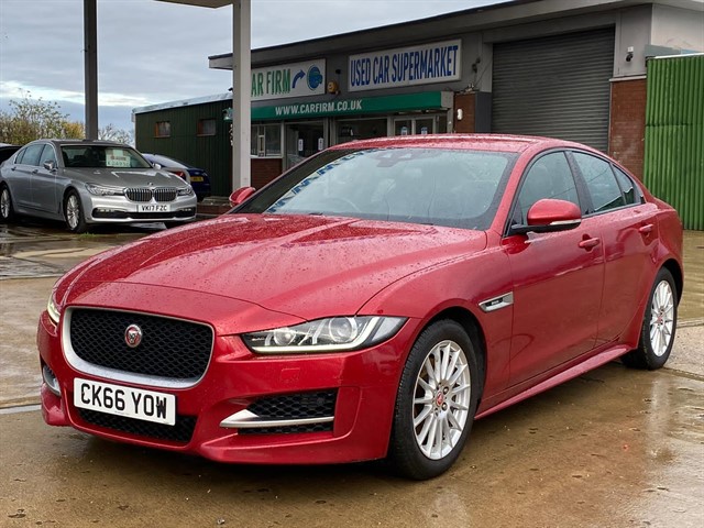 Jaguar XE