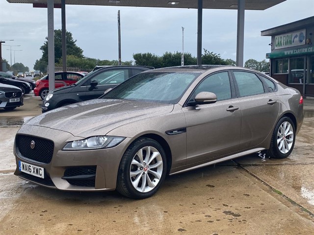 Jaguar XF