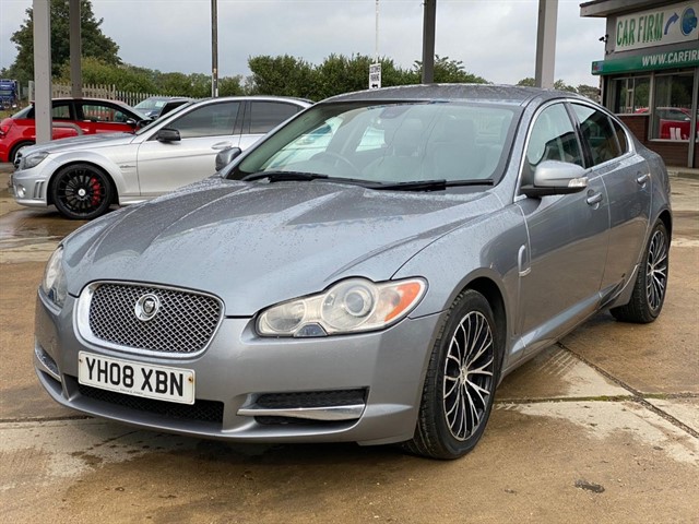 Jaguar XF