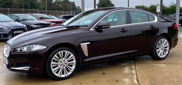 Jaguar XF