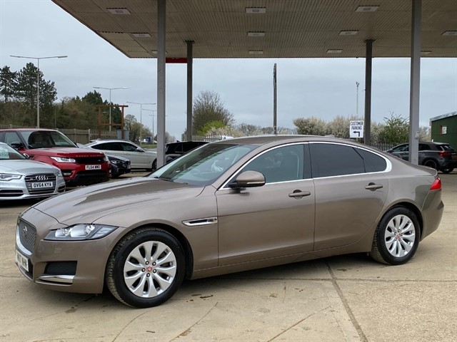 Jaguar XF