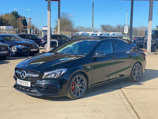 Mercedes CLA45 AMG
