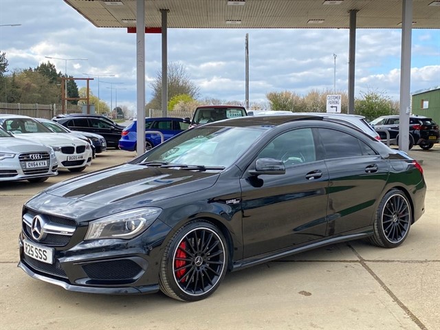 Mercedes CLA45 AMG